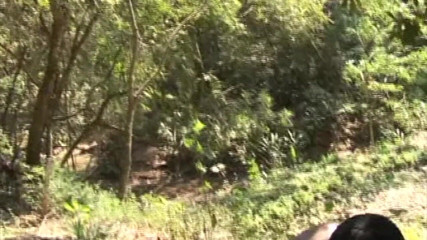 Black fuckers with big cock: หัวหน้าสาวผิวดำเย็ดกลางแจ้งริมแม่น้ำ