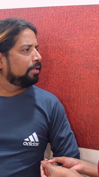 Indische Aziatische Desi-echtgenoot vrouw ruilt met haar en hemzelf met oude man en vrouwen viertal hardcore neukvideo