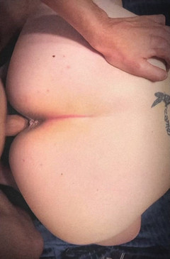 BreAnna Banx: Nişanlım beni arkadan sikiyor