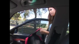 Tia Tanaka fofa pequena asiática morena peituda fodida buceta e facial boquete
