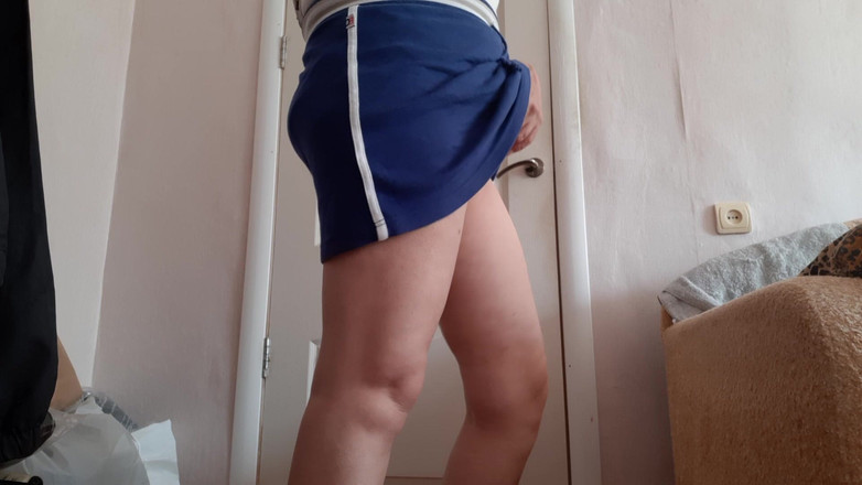 Lesbian-candys: Profesora desvergonzada milf se masturba sucio en su aula de...