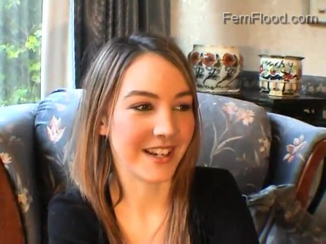 Fem Flood: Katie K - první stříkání vůbec!