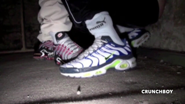 Sneaker gay: Matt kenedy unterwürfickte sich beim joggen den turnschuhen an bösem...