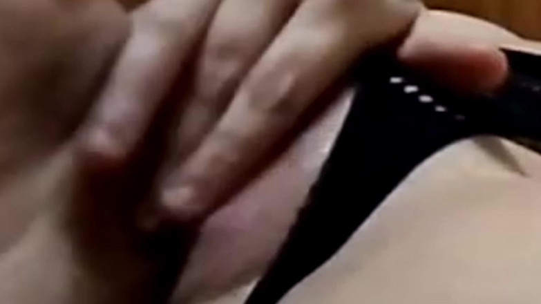 JolisaXXX: Wet Pussy Fingering