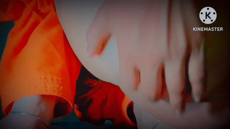 TricolorMusic3: Hari ini aku sangat panas, air secara otomatis keluar dari...