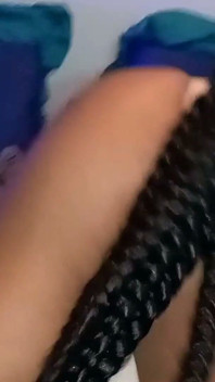 Zenci genç kız sikiliyor