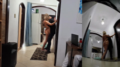 Victor SweetCoupleStories: Prawdziwa żona zdradza męża, gdy nosi słuchawki z dostawcą.