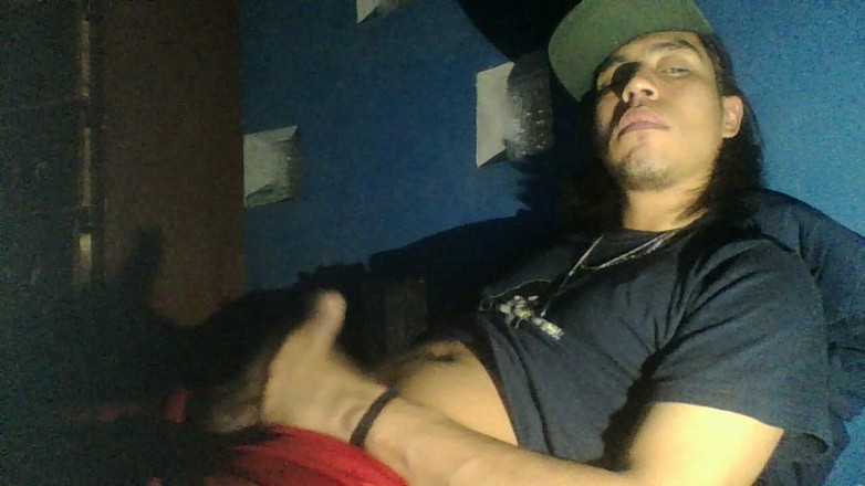 AlexAlejandro13: Супер, теперь посмотри на меня, как я становлюсь мрачным, смотря веб-камеры