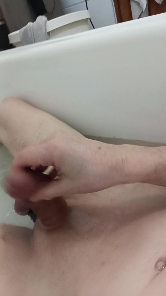 Titi19: Thủ dâm và uro