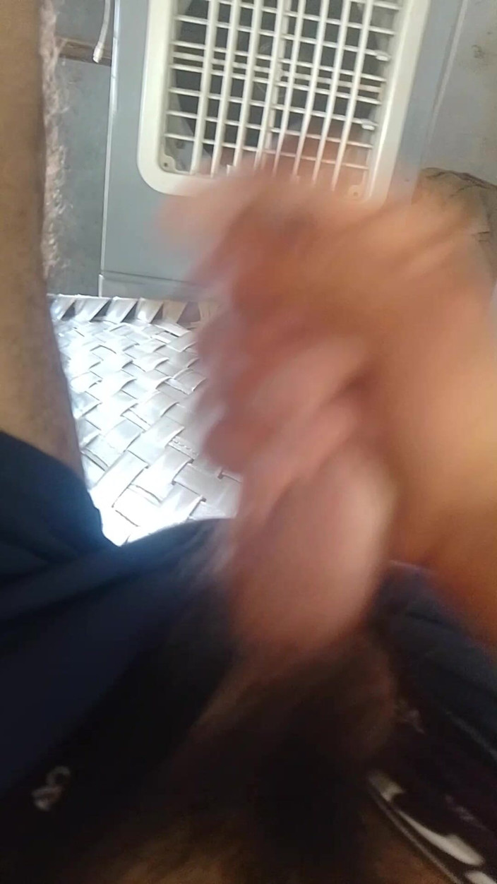 Bhagirth jaat: Kijk mijn lieve vrienden hoe mijn penis naar je verlangt.