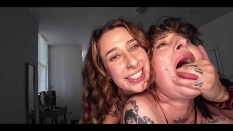 Kiki Isobel: Sputa troia hardcore lesbica strap-on