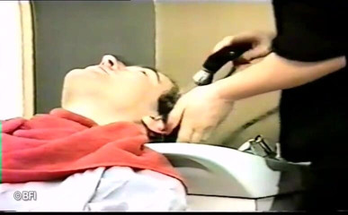 Dominate That Babe: Amateur woman spanked at the hairdresser