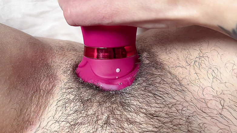 LolaLola: Extreme Licking and Sucking Tight Virgin with Close-up!