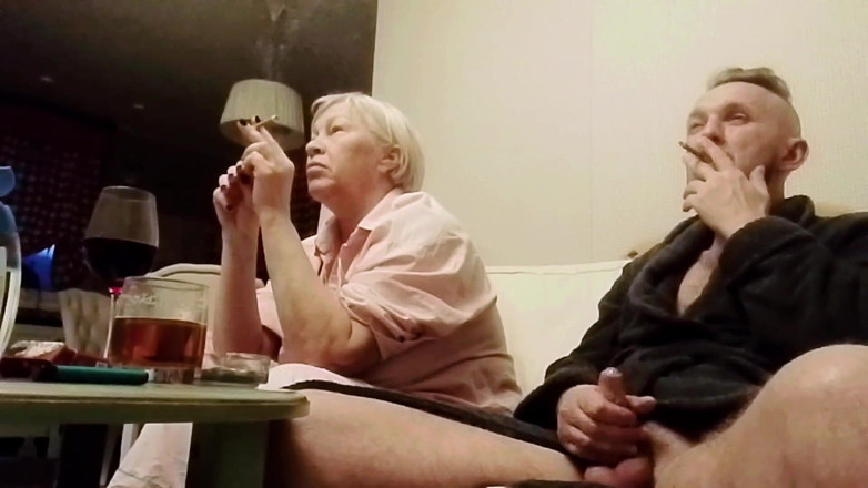 Crazyfamily 1970: Film titta på med styvmamma