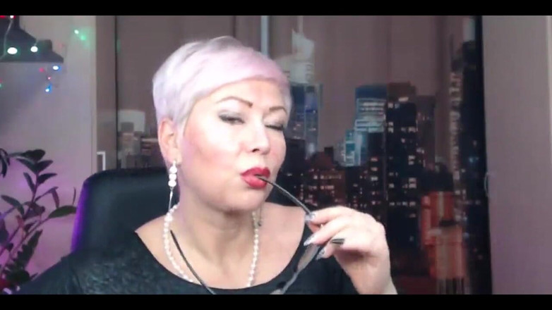 AimeeParadise: Olgun kızımın genişleyen amcığı! Karım bir fahişe ve bir sürtük,...