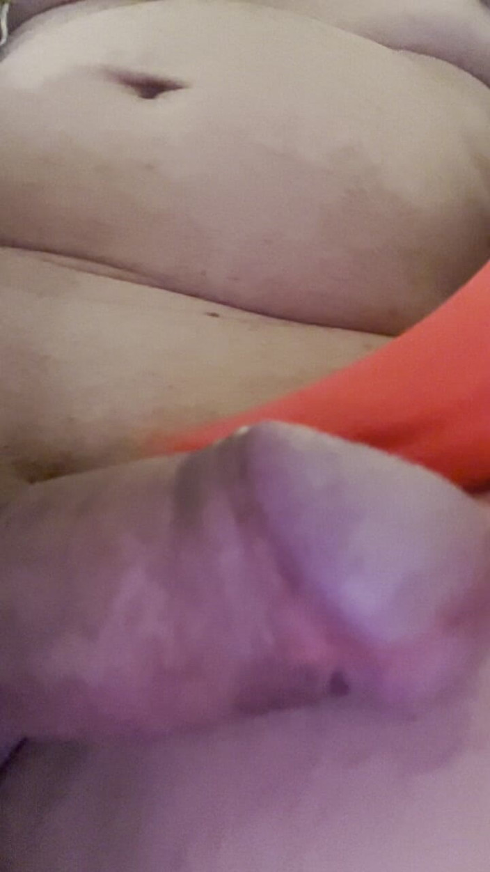 Mitchie: Se Masturber Seins Pince À Téton Salive En Gros Plan