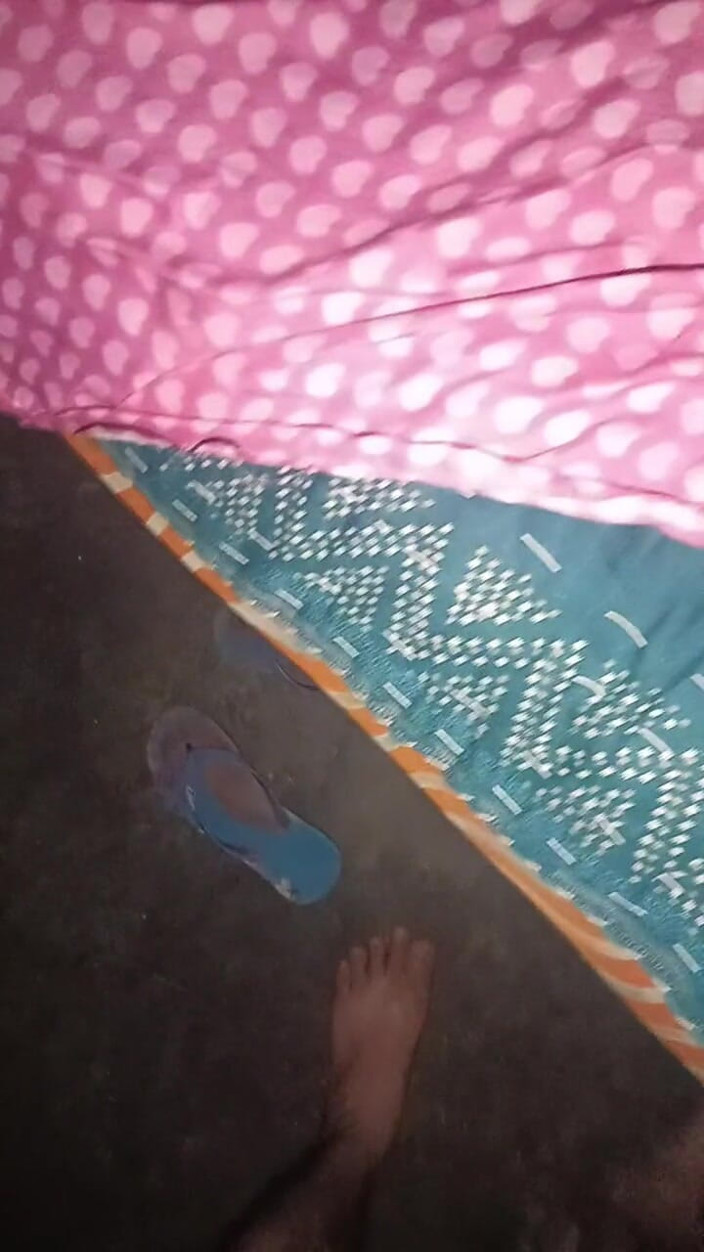 pooja99999: Desi Alka Bhabhi's tremendous fuck