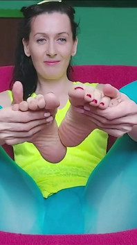 Fetysz stóp, Stopy Fetysz, Legginsy Fetysz, MILF Fetysz - I'm Your Fetysz - Ginnagg
