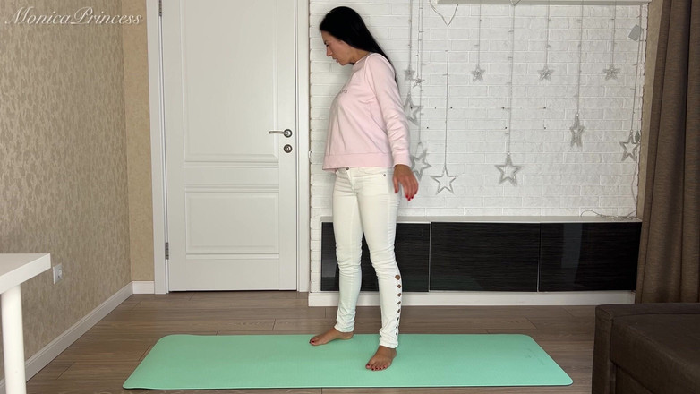 Princess Monica: Alien Is Inside Me - Fantasi