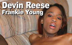 Edge Interactive Publishing: Devin Reese और Frankie Young चूसते हुए चुदाई वीर्य निकालना