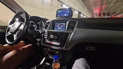 Ferrero anal experience: Vezme mého ptáka do ruky, zatímco jsme uvízli v provozu...