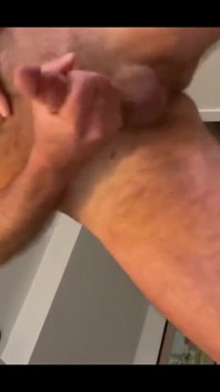 Twitter Fan Version of Guy Fucking a New Fan and Squirting