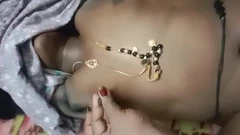 泰米尔荡妇人妻因为乳头被折磨而尖叫，大黑屁股被狠操！Indianhotwifex