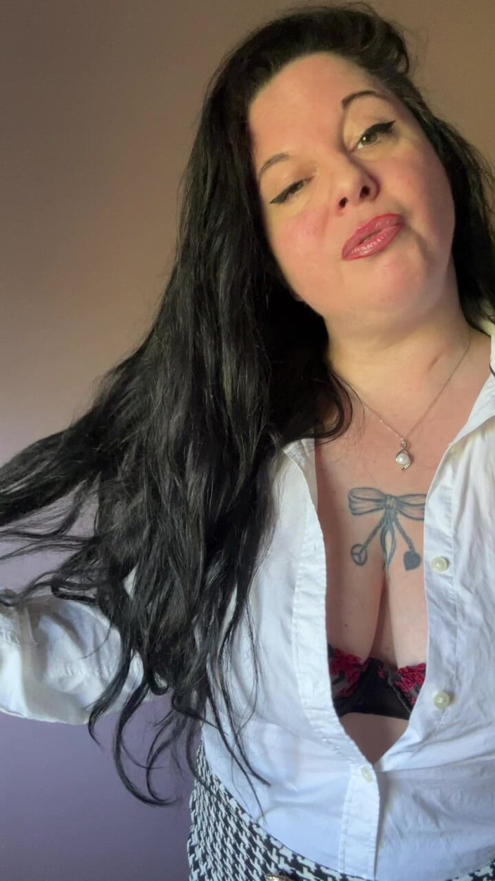 Maitresse Clara: Bir Aşağılanmanın İmzası
