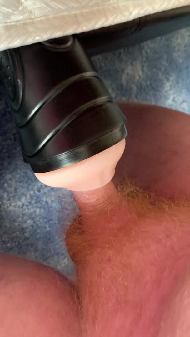 Gingerpubes: Ngentot dildoku