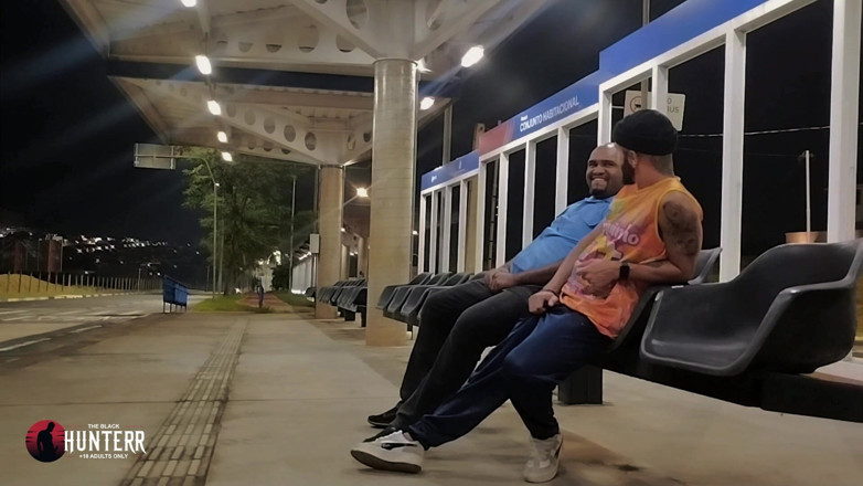 TheBlacKHunterr: Autista dell'autobus che prende un passeggero alla fermata Video 2