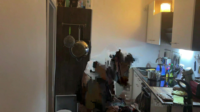 LadyPam: Kitchen Fetish Squirting Madness - Mature Sluts Drenched Everywhere