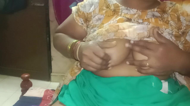 Tamil Anti Uma: Wanita nasional India masturbasi dengan kesendirian saat suami tamilnya lagi...