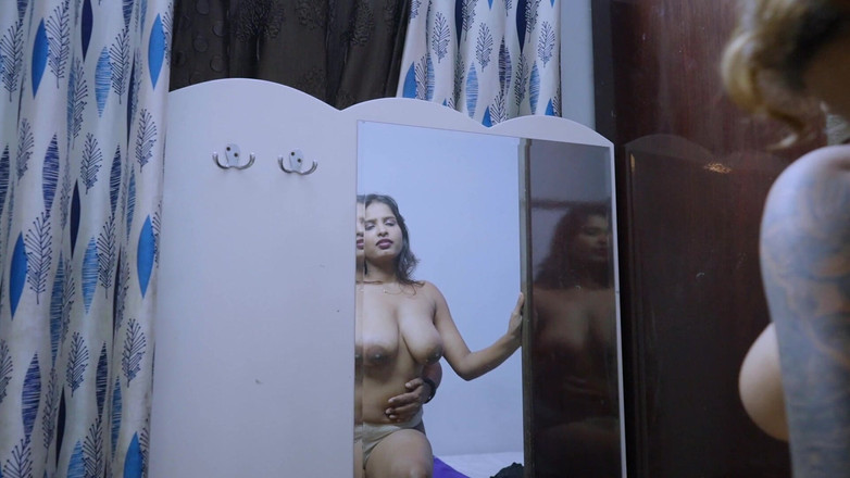 Abu: Hot Sexy Girls Posing in Front Mirror.boyfriend Came From and...