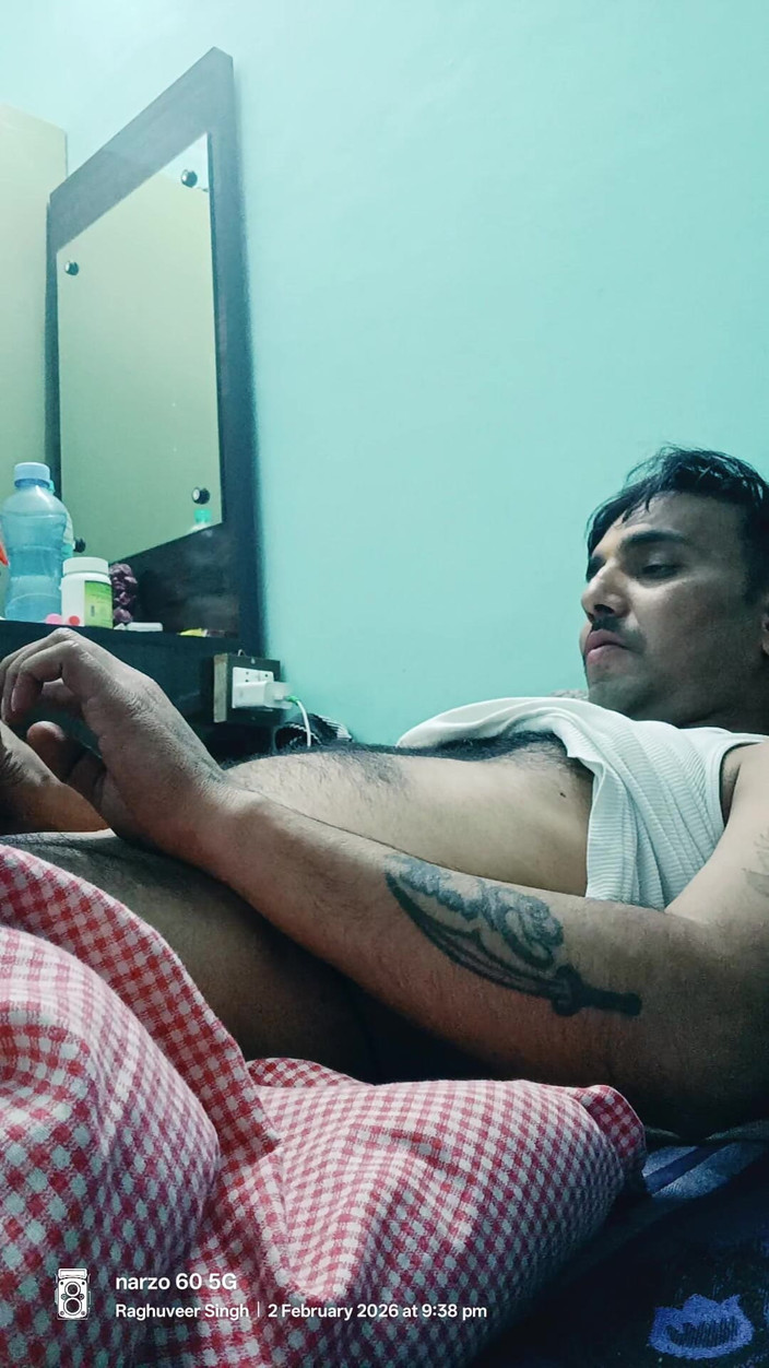 Rajasthani-old-lover: 인도 게이 장교