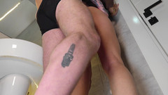 Ghomestory: Böyle sert bir ilişkiden sonra, üvey kız kardeşim yatağa gidemeyecek!