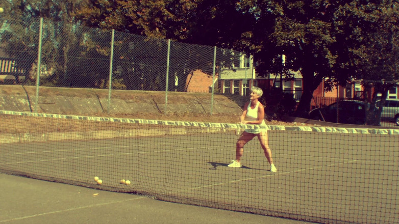 Kylie Britain Adventures: New balls please