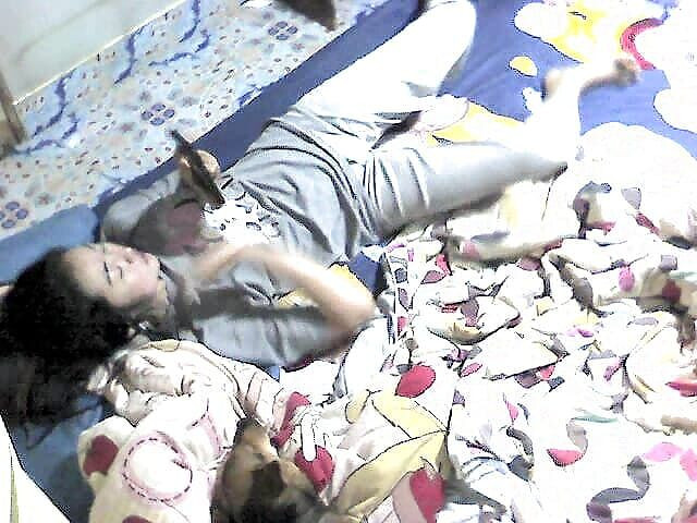 skyunited007: Když je manželka sama doma 1