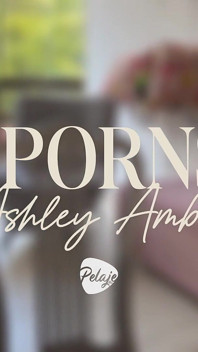Ashley Amber – Obsesi Baru Saya - Lihat Apa Yang Dia Lakukan Dengan Pisang Ini