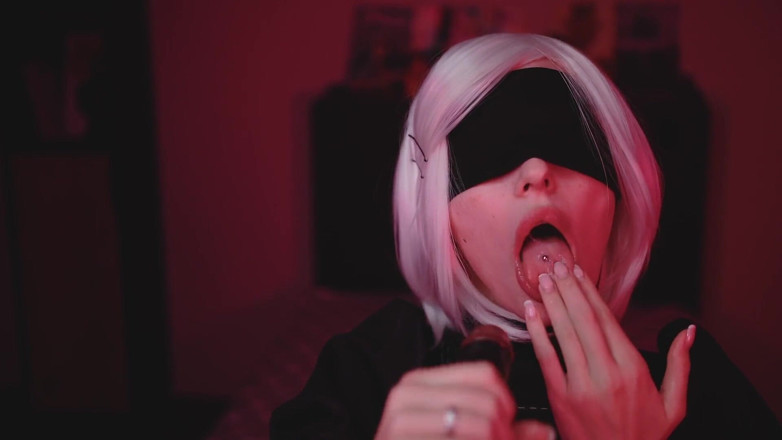 Mysweetalice: Grote zwarte lul Nier Automata cosplay grote zwarte lul pijpbeurt...
