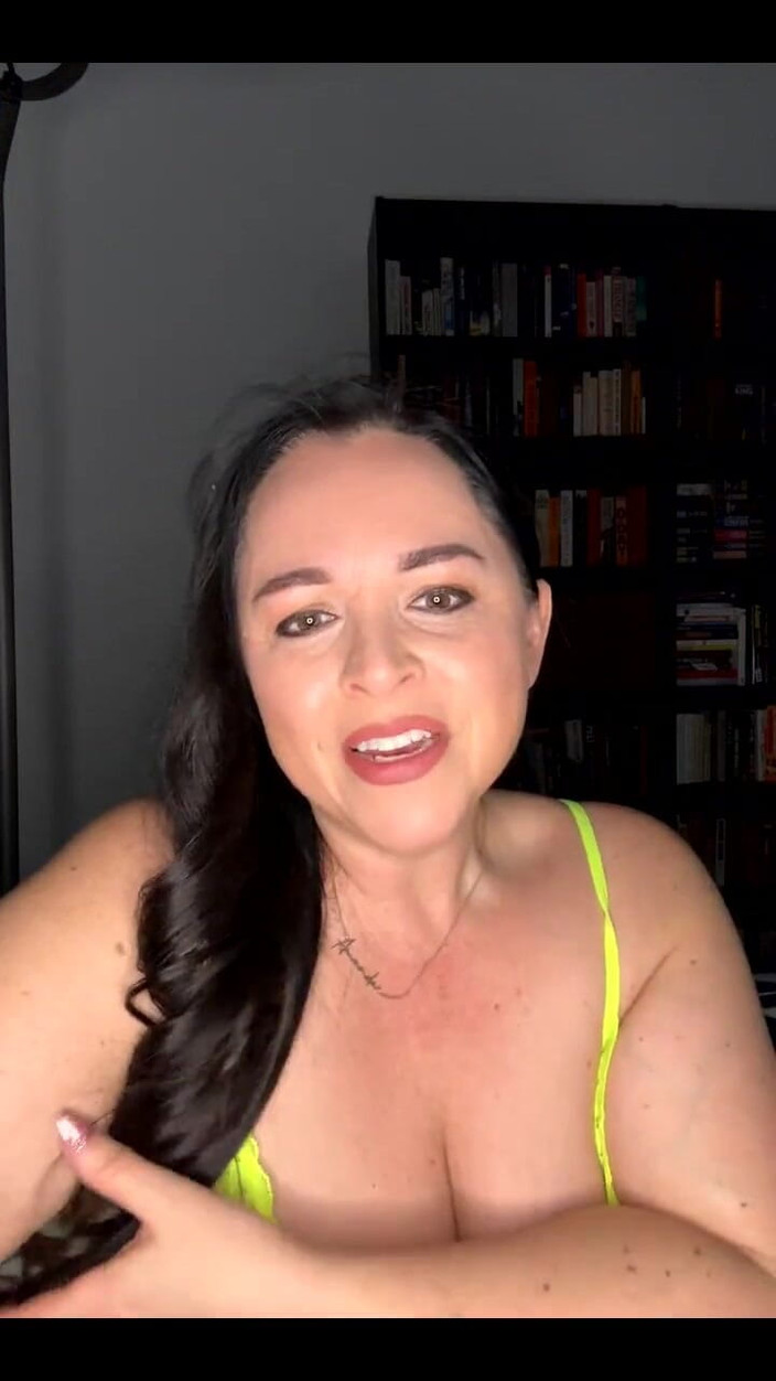 Amanda Thickk:  Amanda Thickk stream