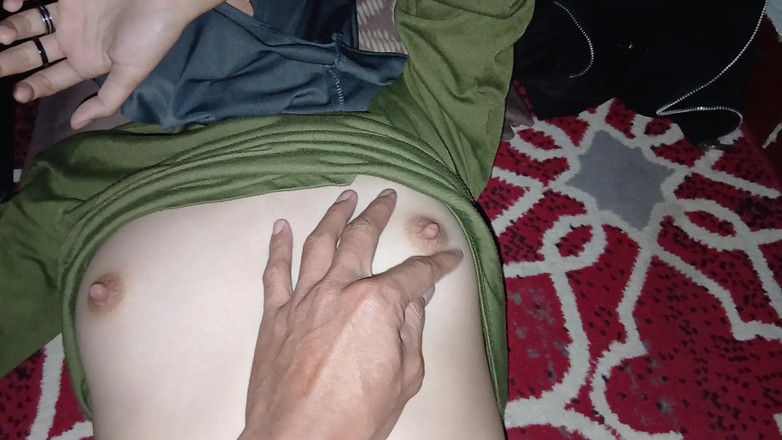 Amazingbeautycum: Часть 1, трах уличного автобусщика в хиджабе