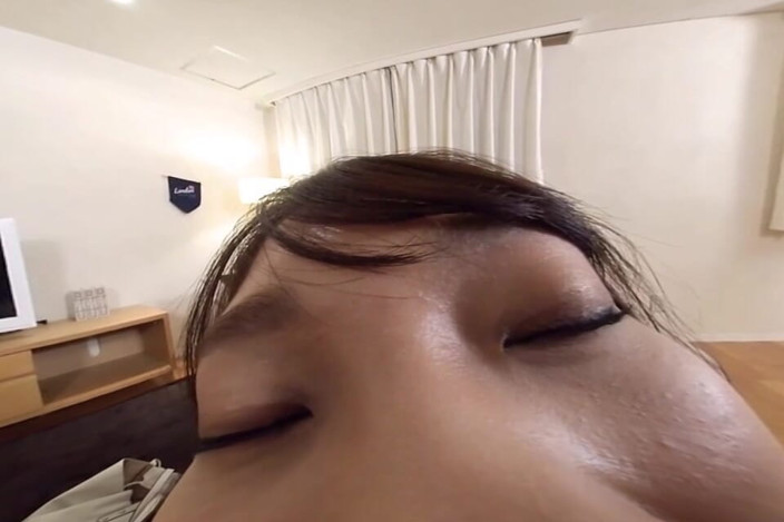 EAGLE-VR: I Successfully Took Out a Girl Who Looked Like a...