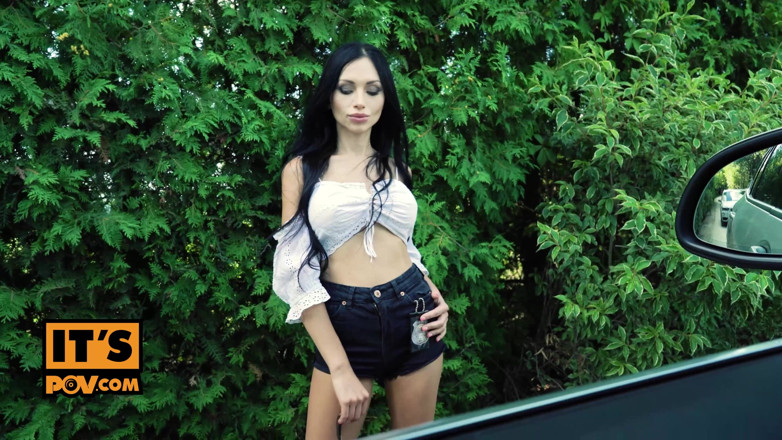 Its POV: 第一人称视角 - 俄罗斯丰满精液婊子sasha rose好好地操你