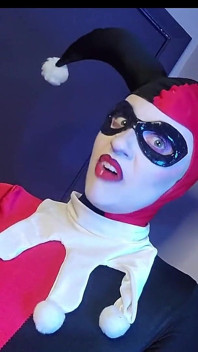 Harley Quinn dominiert dich