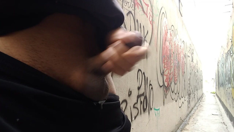 AlexAlejandro13: 路地裏の病