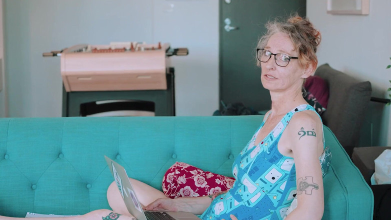 CharlieForde: Distracción Con Charlie Forde, Nova Hawthorne, Woody Alyx, Mis Knickers