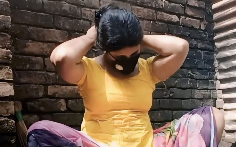 I Found My Friend Naked and I Didn't Hesitate to Her and Make Her Come (Outdoor over flow)