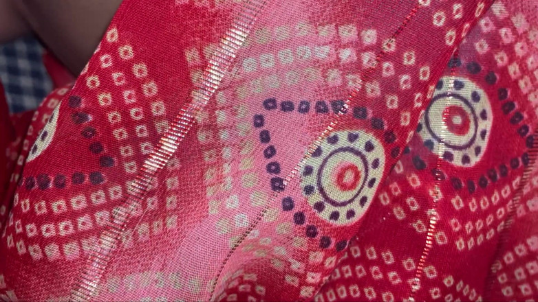 Madhya Sangeeta: 19letá dívka začala se svým milencem