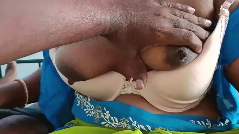 Luxmi Wife: Masáž dívka šuká zákazníka - 2