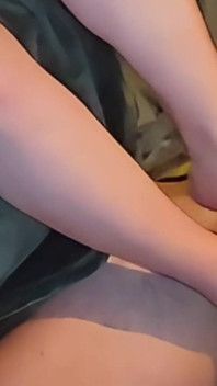 骑脸和蓝色脚趾足交